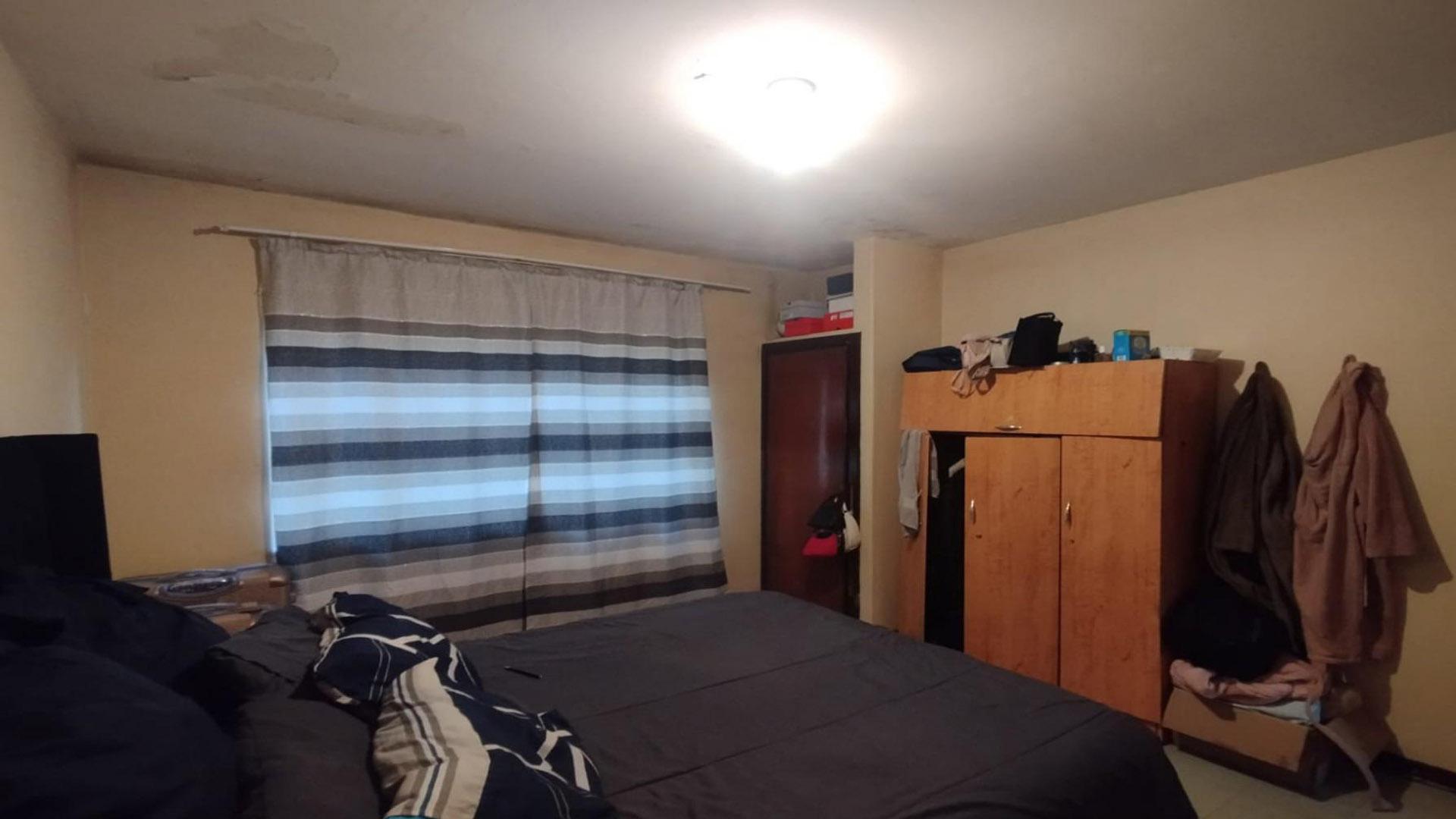 Bed Room 1 of property in Sasolburg