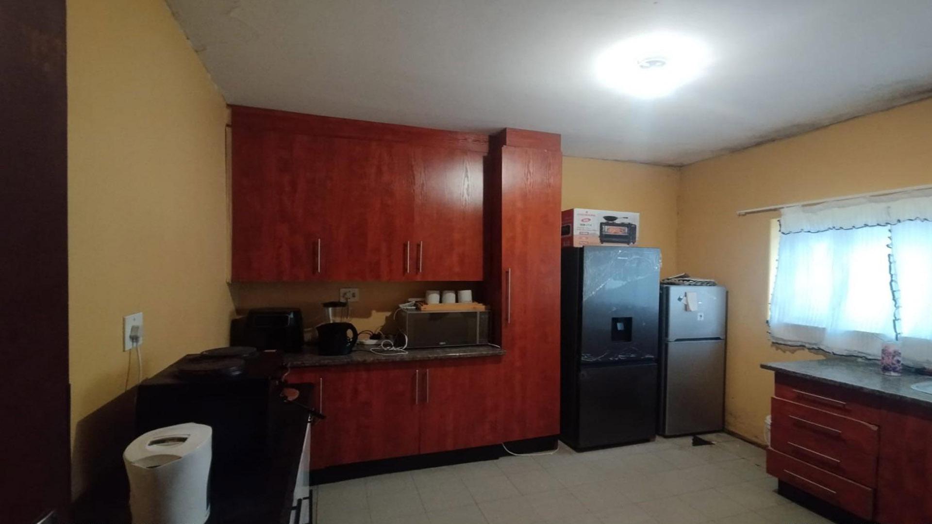 Kitchen of property in Sasolburg