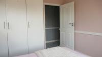 Bed Room 2 - 13 square meters of property in Kengies