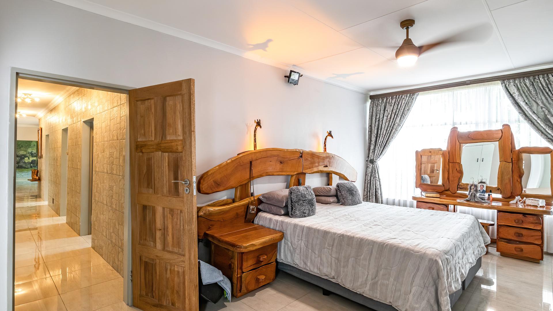  of property in Sinoville