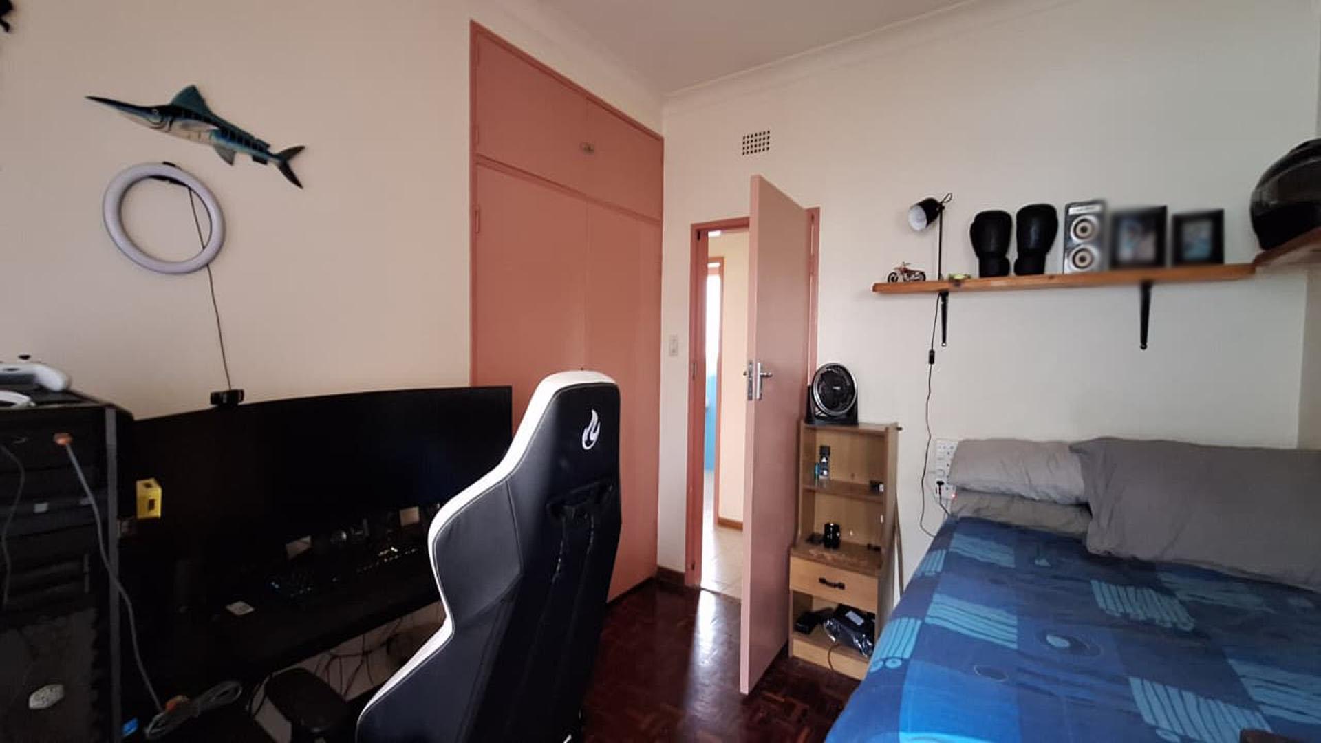 Bed Room 2 - 13 square meters of property in Horison