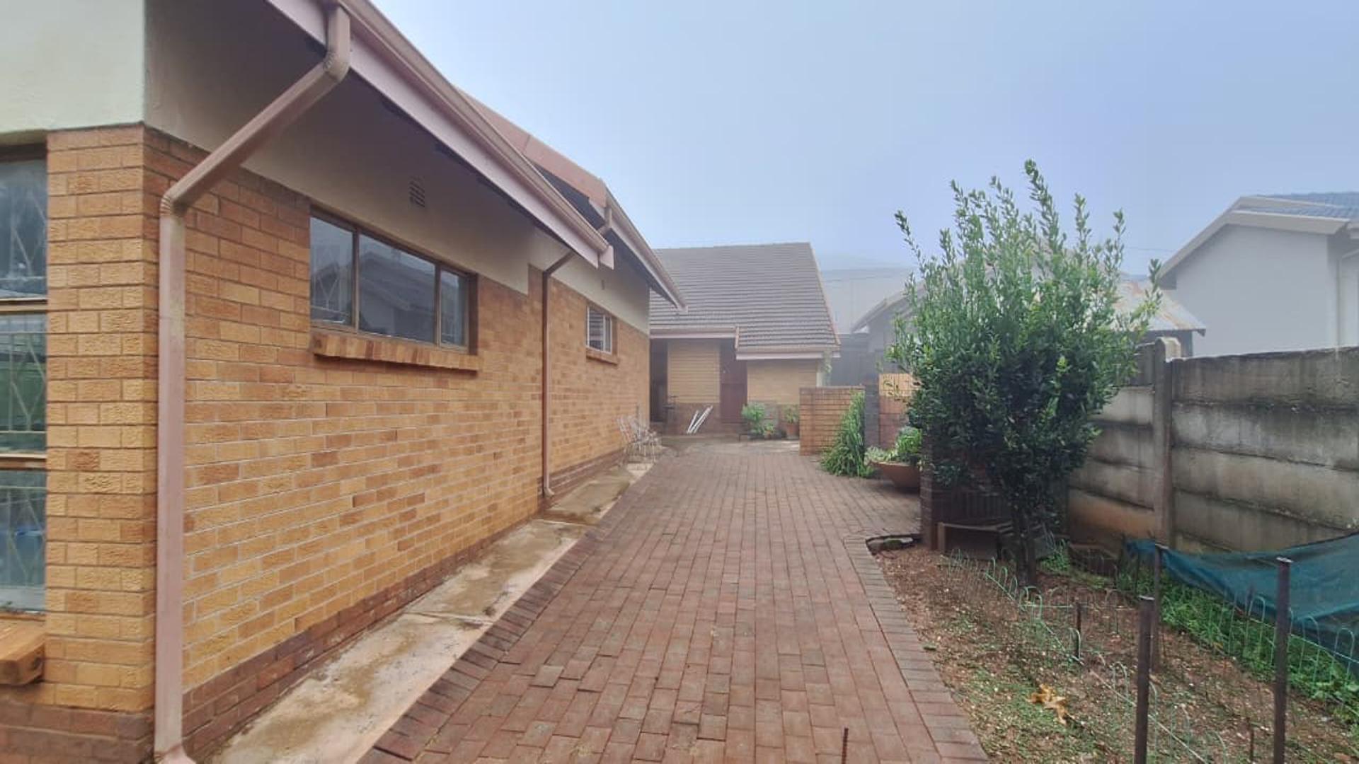 Backyard of property in Horison