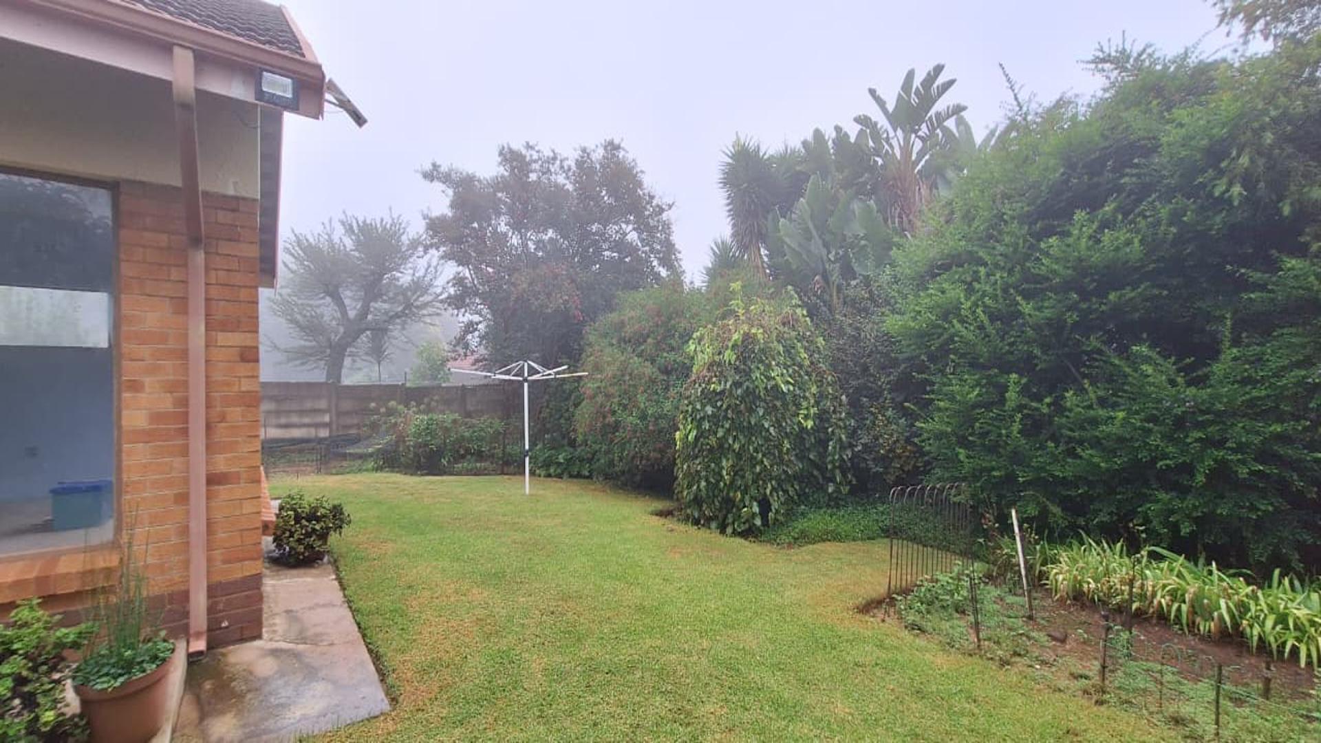 Backyard of property in Horison