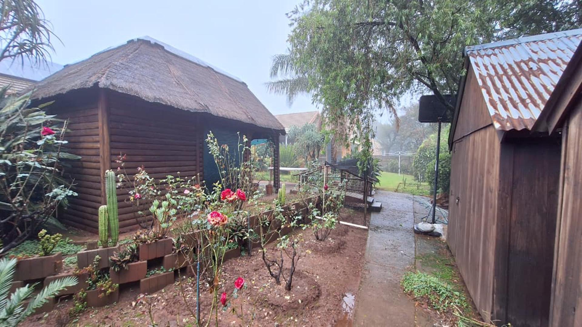 Backyard of property in Horison