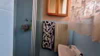 Bathroom 1 - 5 square meters of property in Horison