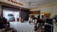 Garage - 47 square meters of property in Horison