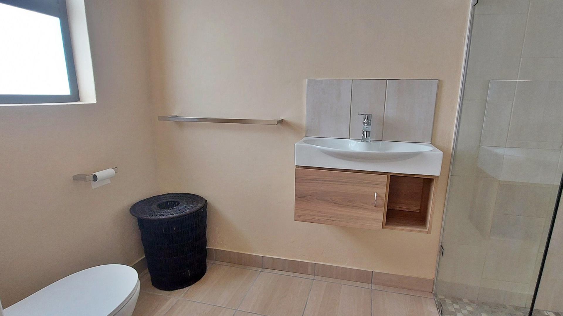 Bathroom 1 of property in Arniston