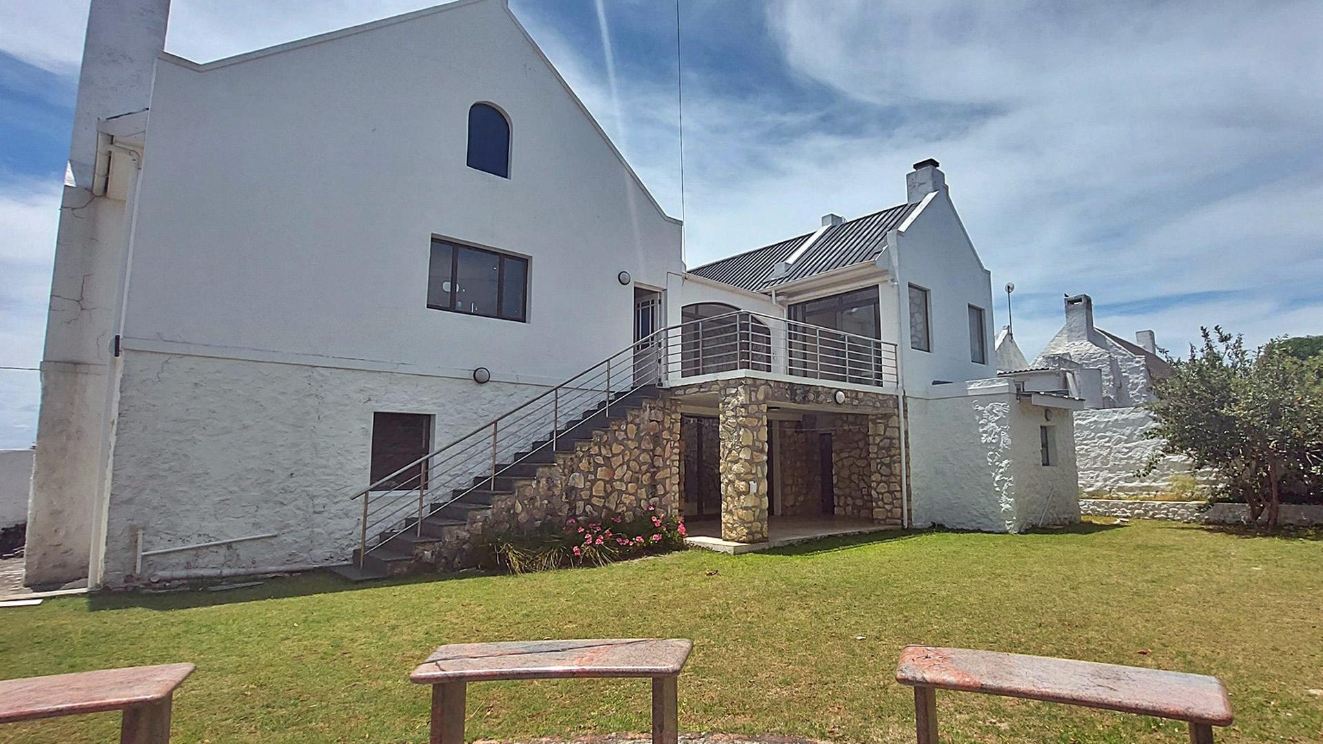 Backyard of property in Arniston