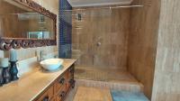 Main Bathroom of property in Arniston
