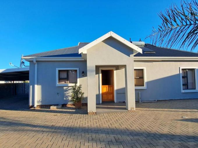3 Bedroom House to Rent in Oudtshoorn - Property to rent - MR707510