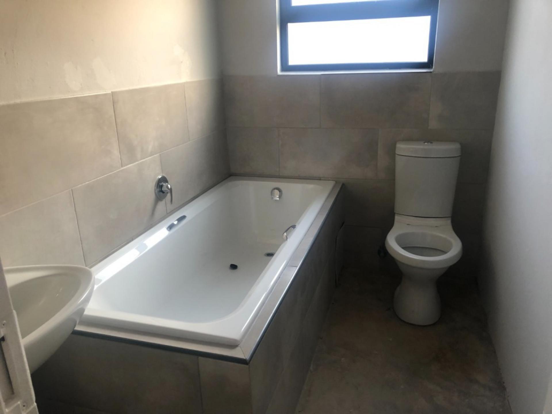  of property in Vosloorus