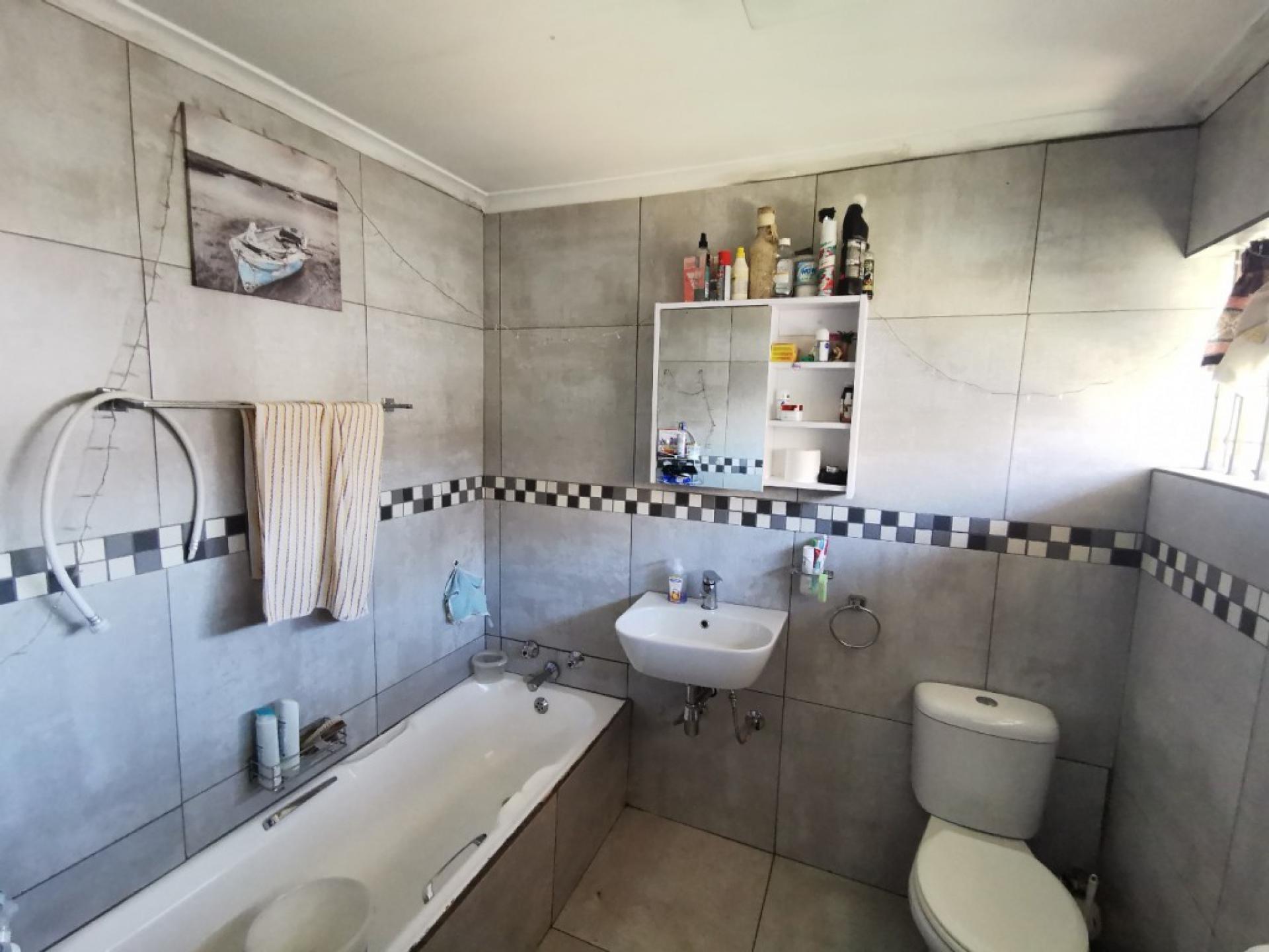  of property in Doornpoort