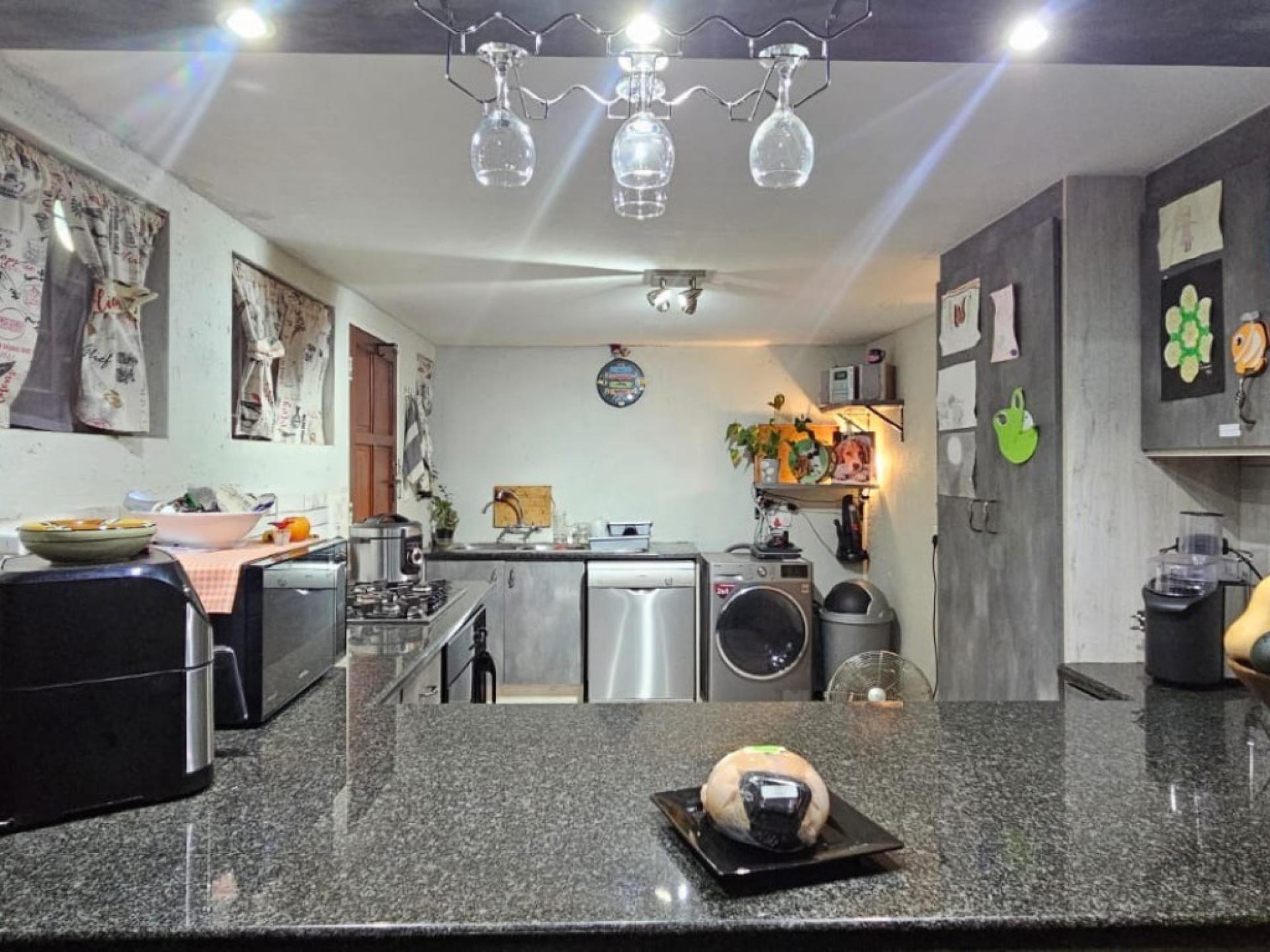  of property in Doornpoort