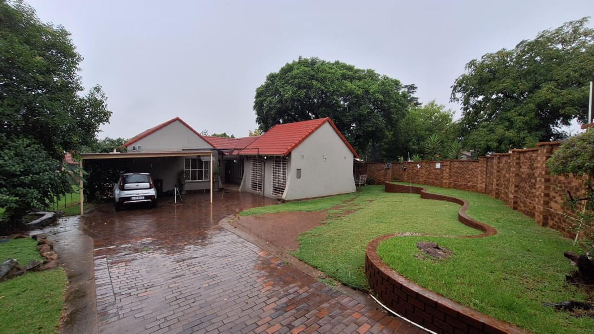 Front View of property in Dinwiddie