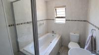 Bathroom 1 of property in Illovo Beach