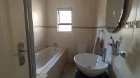 Bathroom 1 - 5 square meters of property in Illovo Beach