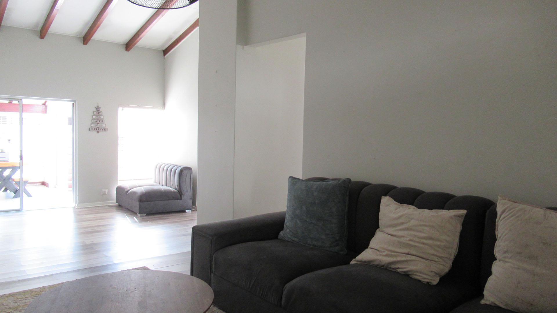 TV Room - 13 square meters of property in Buccleuch