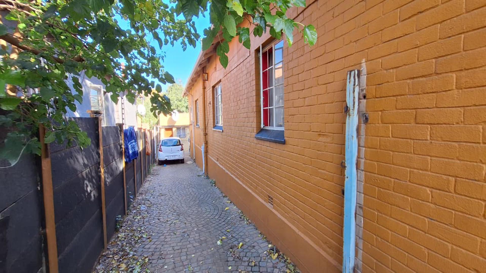 Backyard of property in Rosettenville