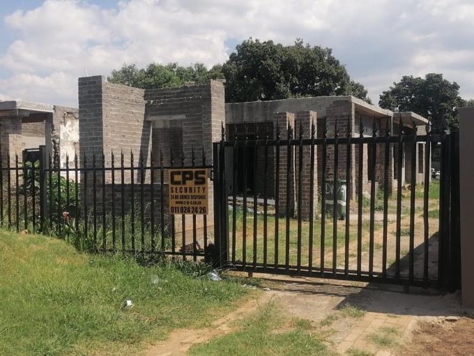 Land for Sale For Sale in New Redruth - MR707633