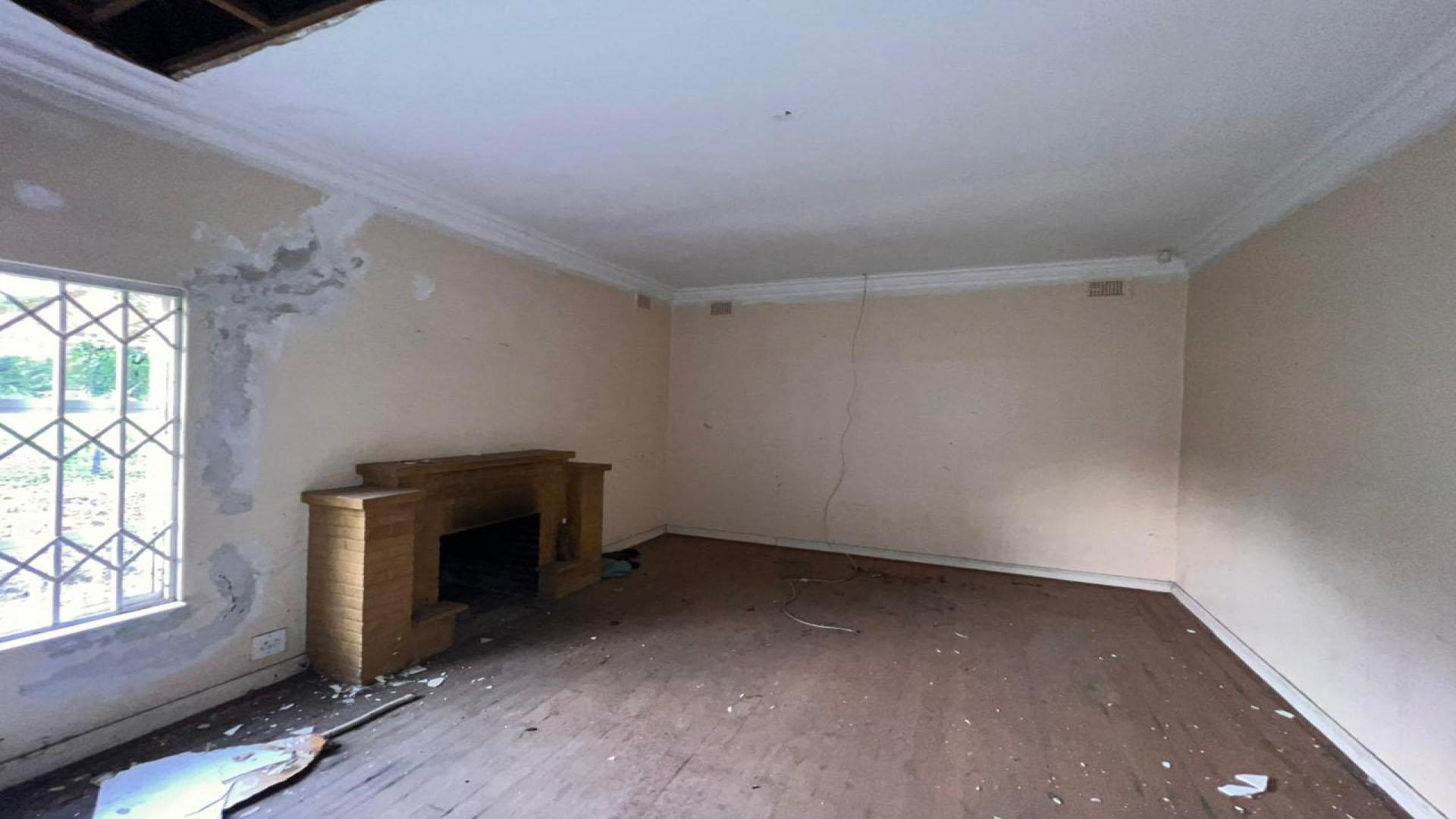 Lounges of property in Blackridge