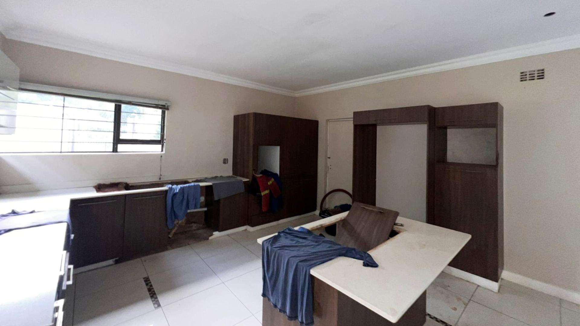 Kitchen of property in Blackridge