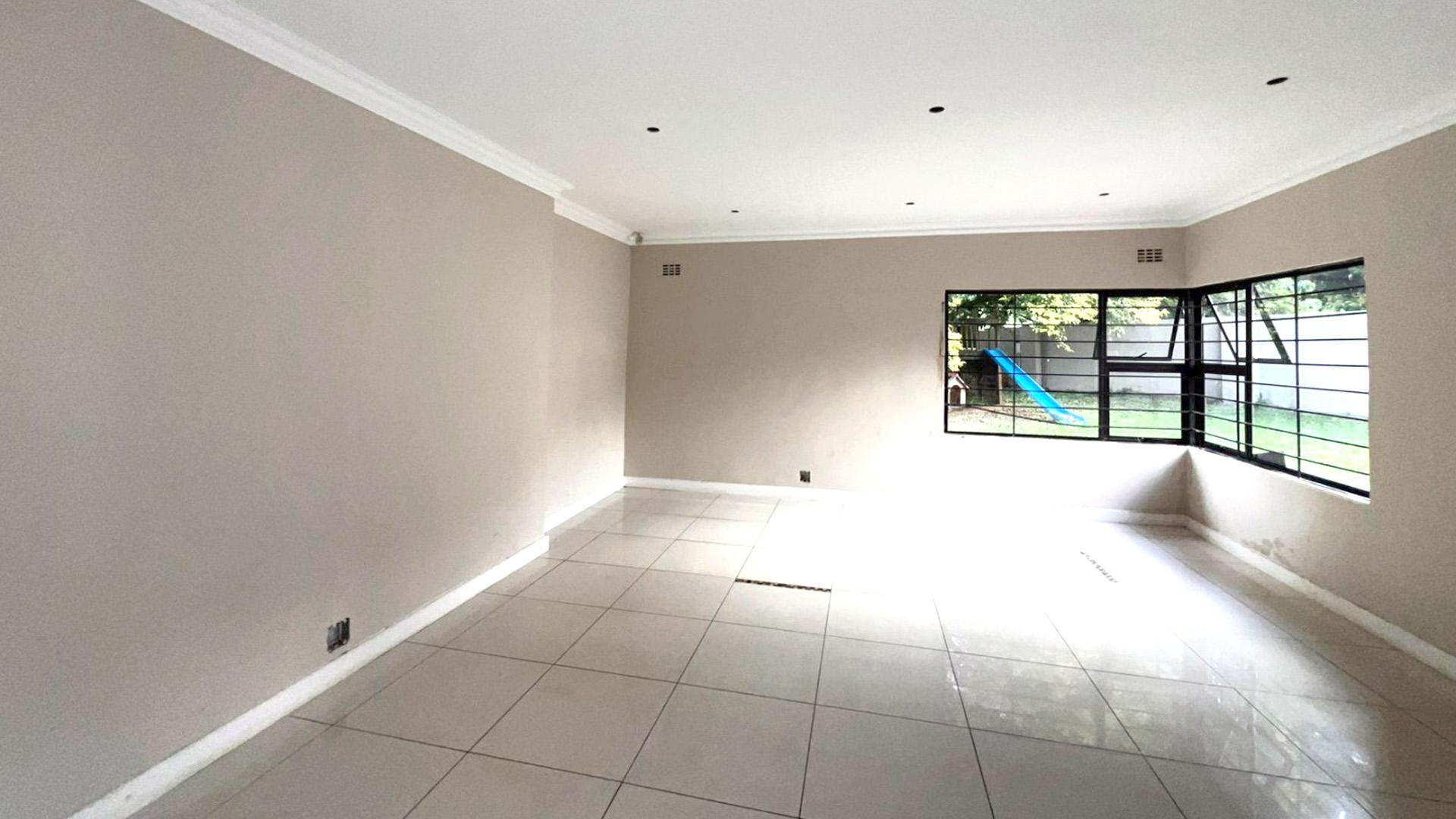 Dining Room of property in Blackridge