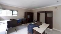 Kitchen of property in Blackridge