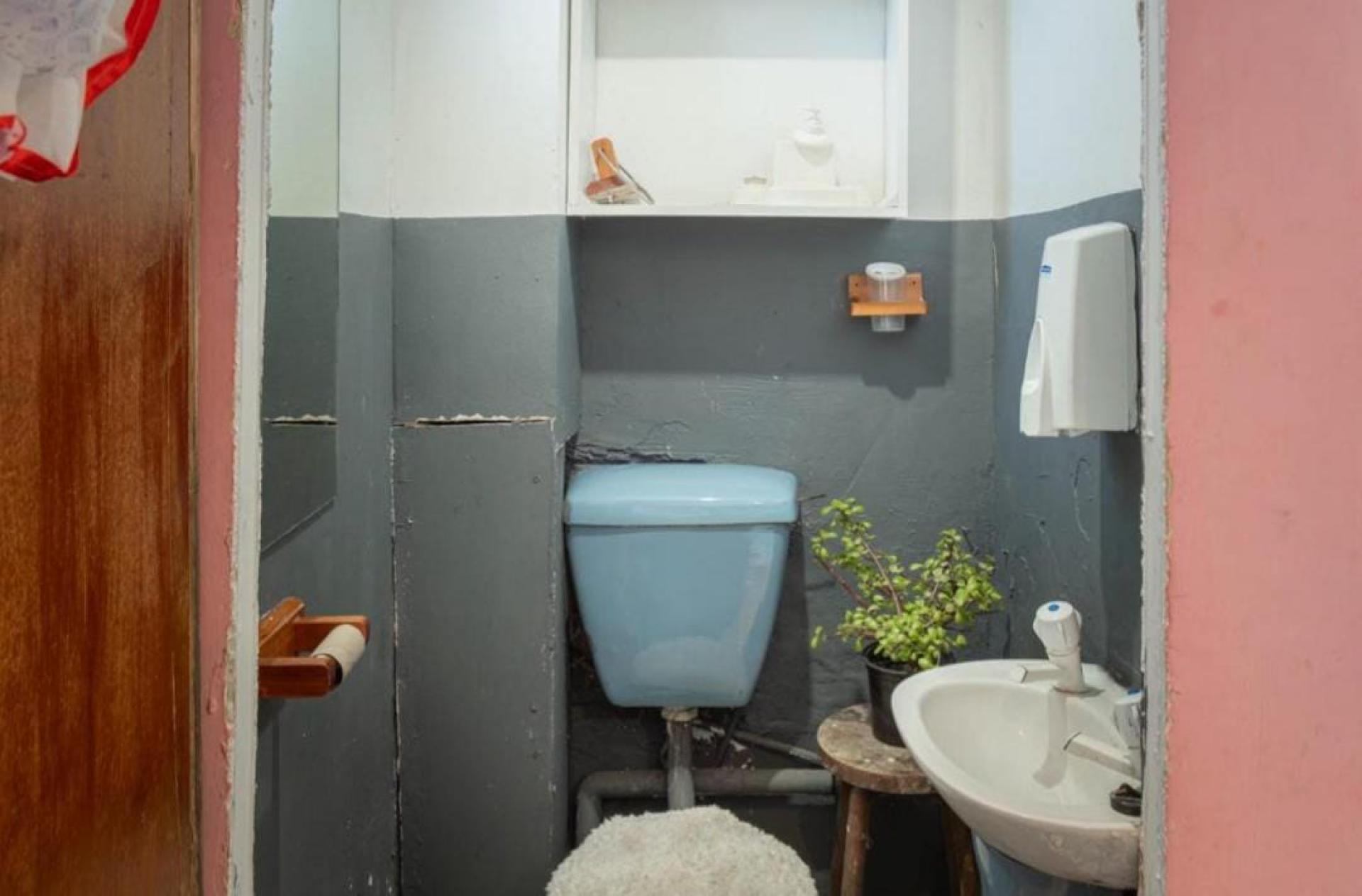  of property in Manenberg