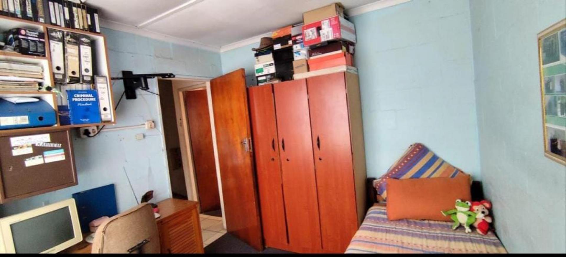  of property in Manenberg