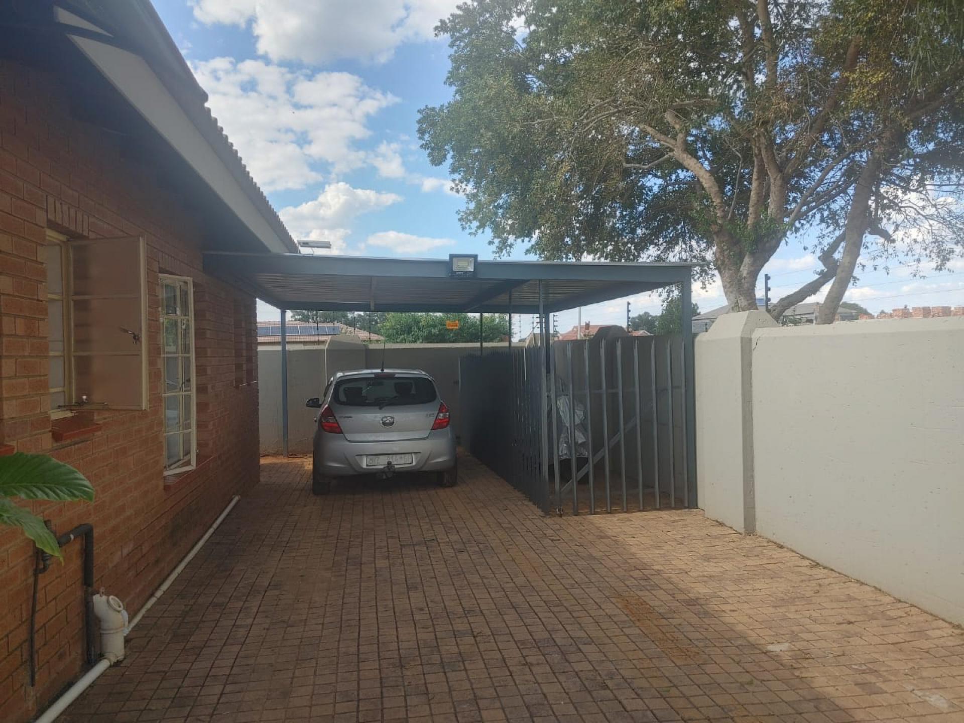  of property in Kookrus