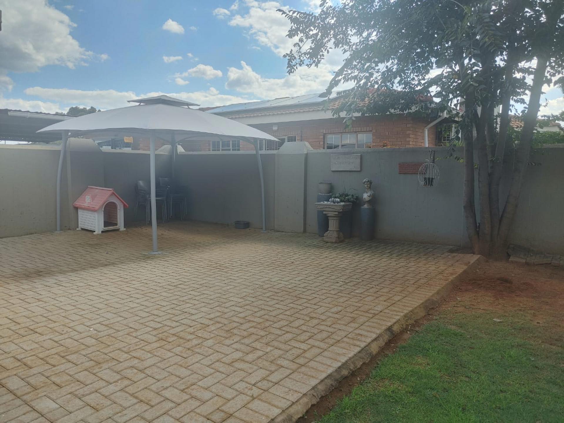  of property in Kookrus