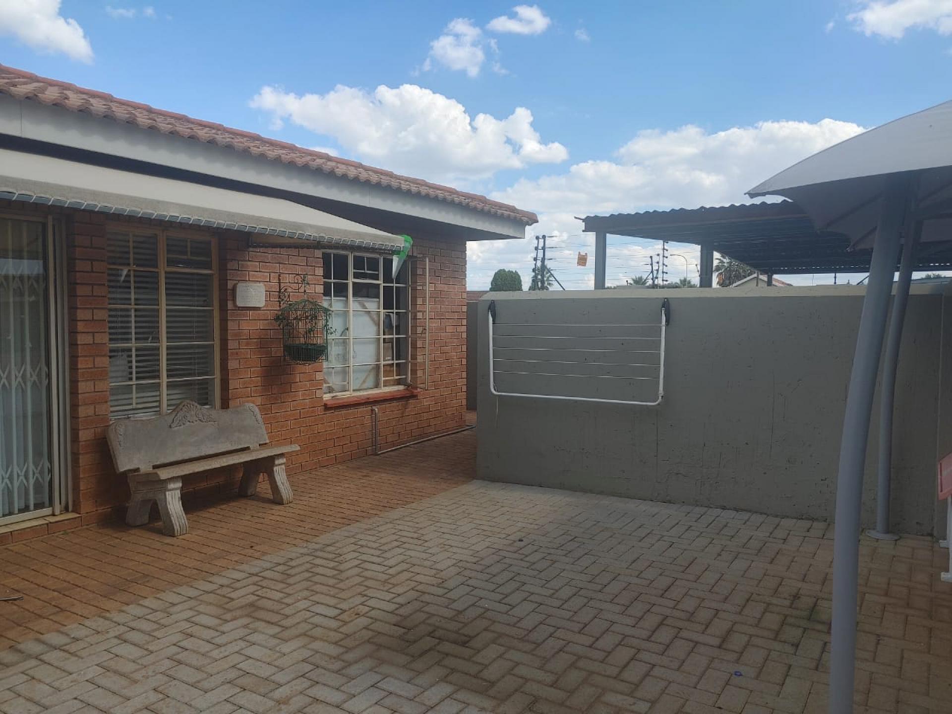  of property in Kookrus