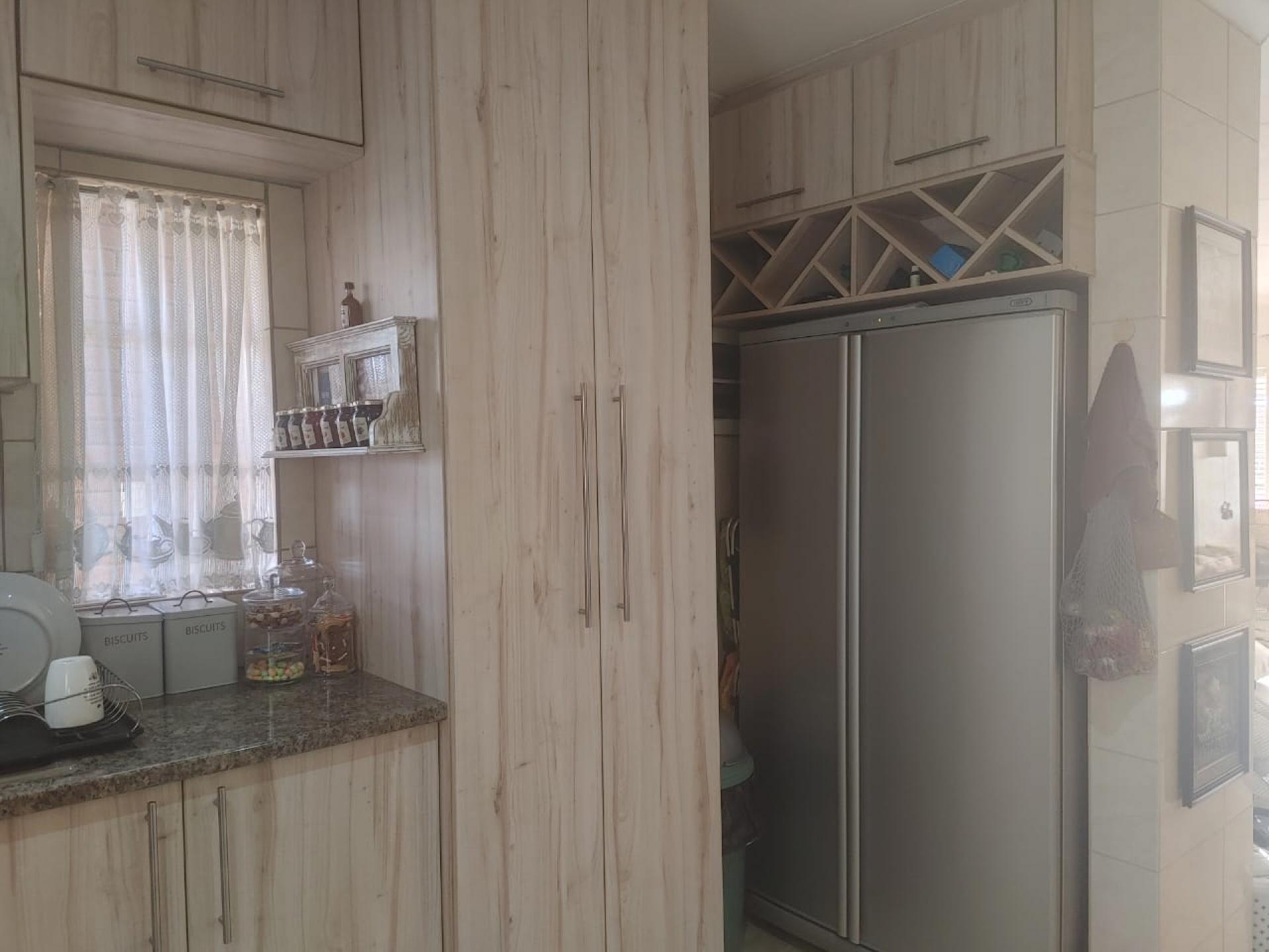  of property in Kookrus