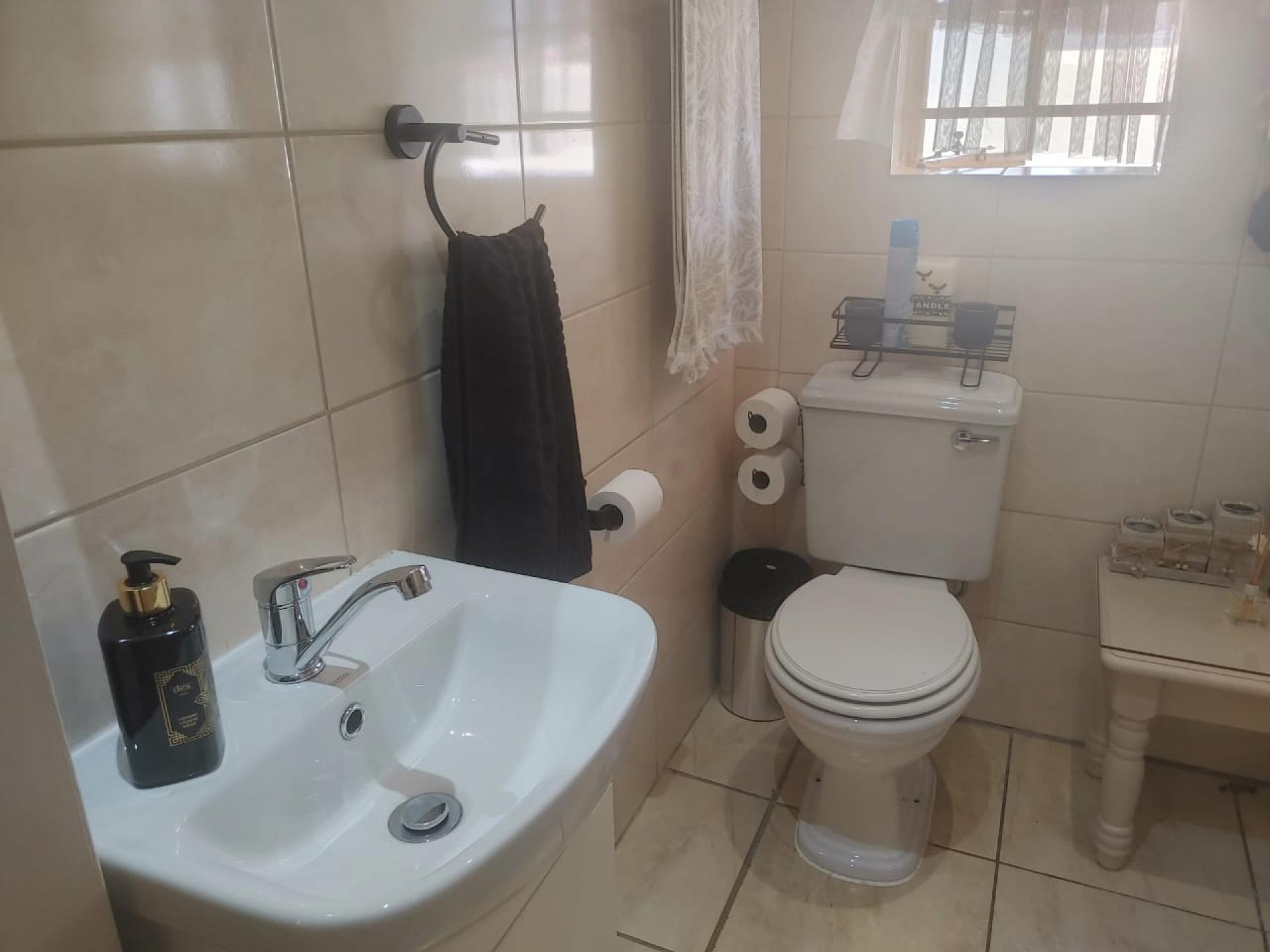  of property in Kookrus