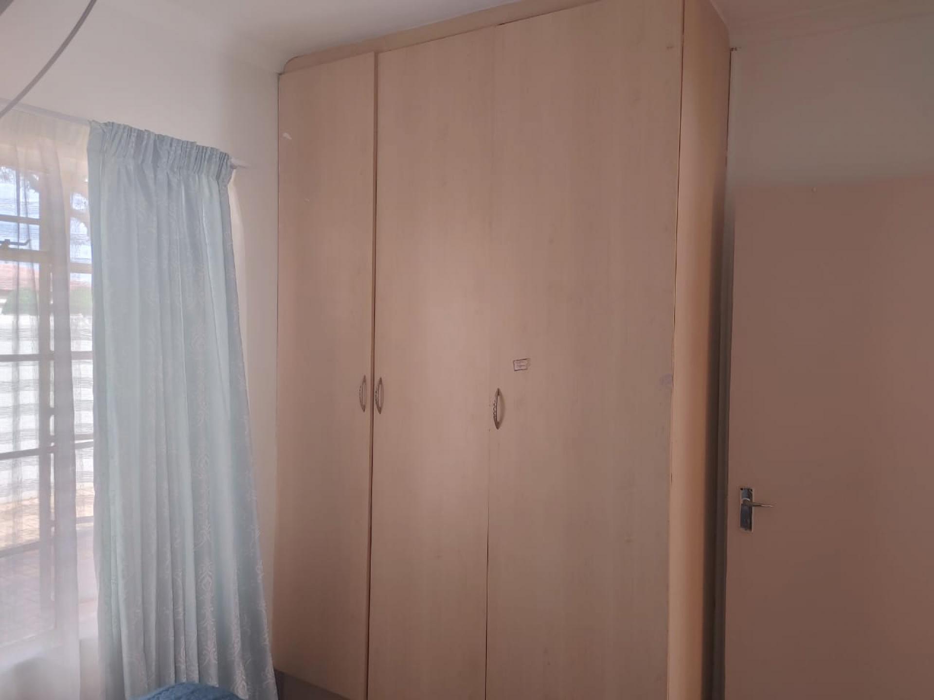  of property in Kookrus