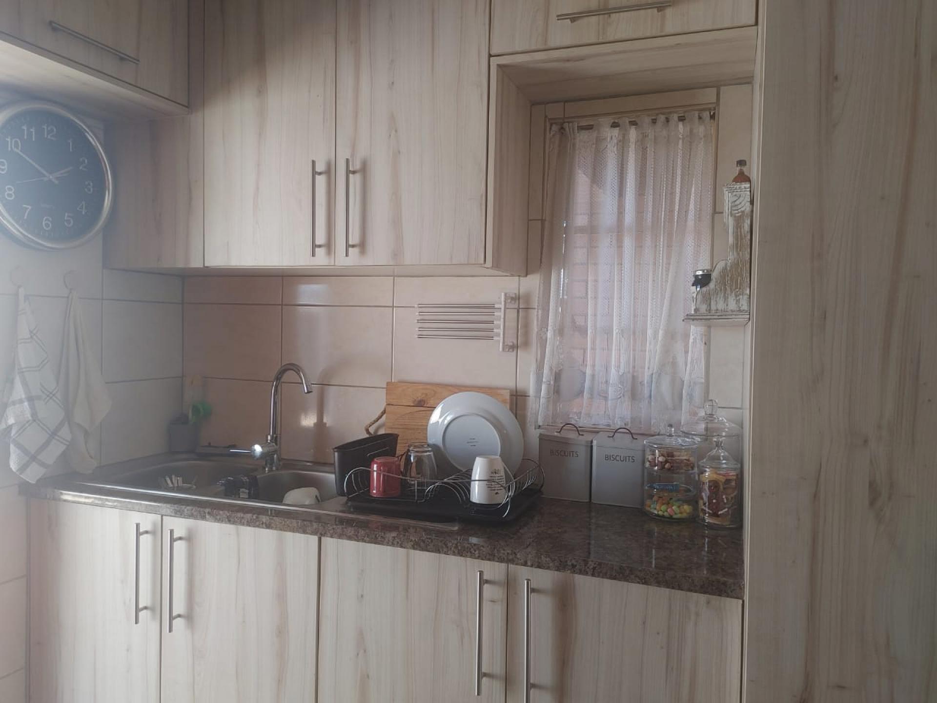  of property in Kookrus