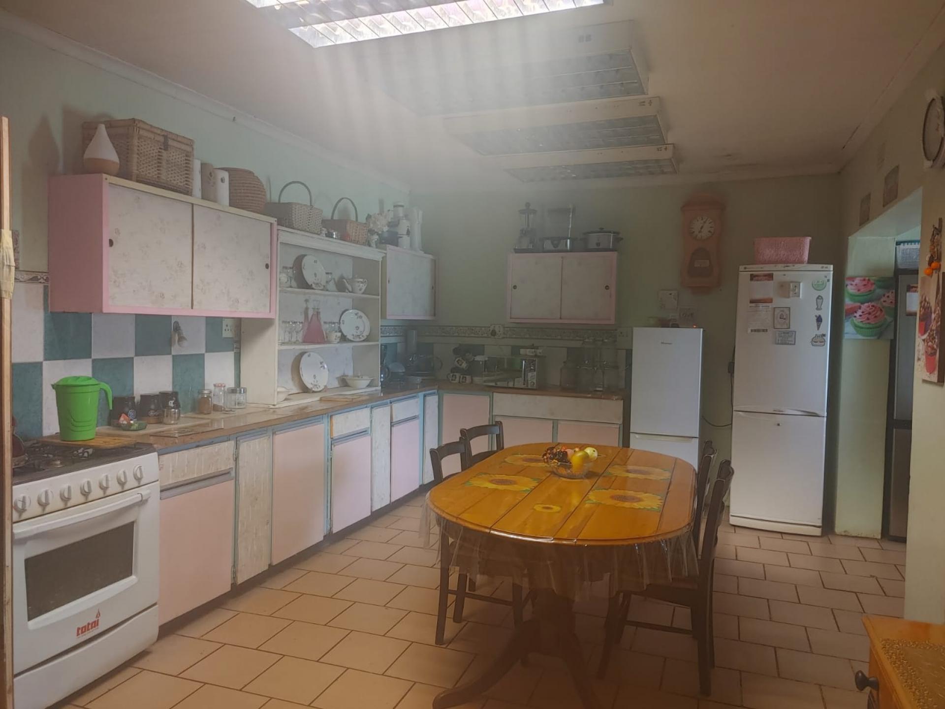  of property in Kookrus