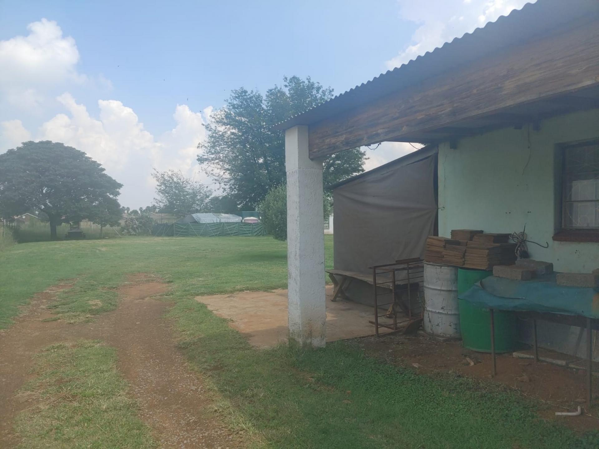  of property in Kookrus