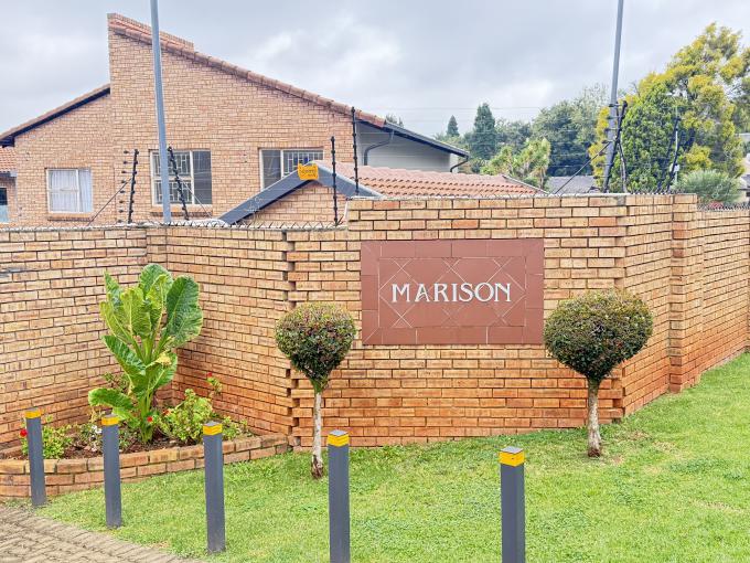 2 Bedroom Sectional Title for Sale For Sale in Roodekrans - MR707779