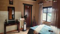 Main Bedroom of property in Amanzimtoti 