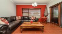 Lounges of property in Sherwood - PE