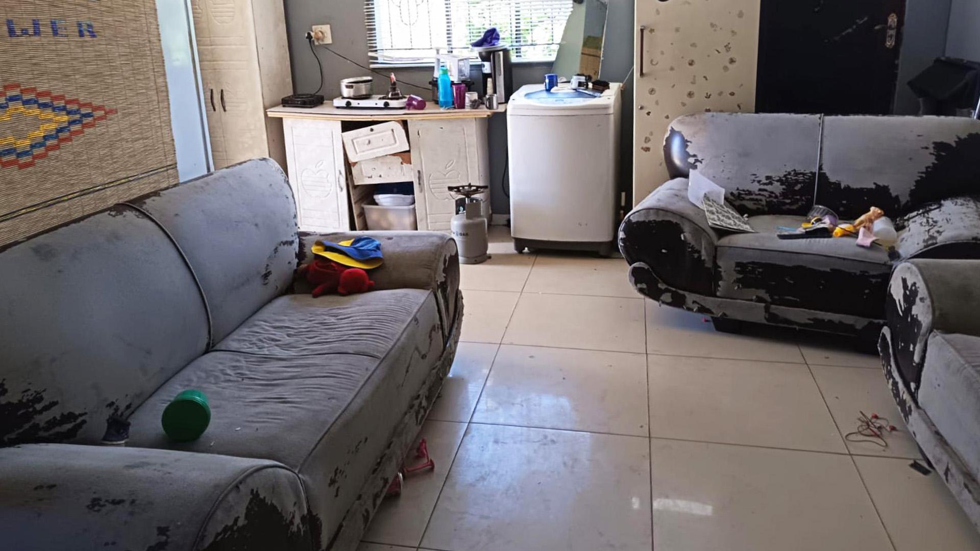 Lounges of property in Tshepisong