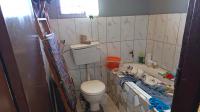 Bathroom 1 of property in Tshepisong
