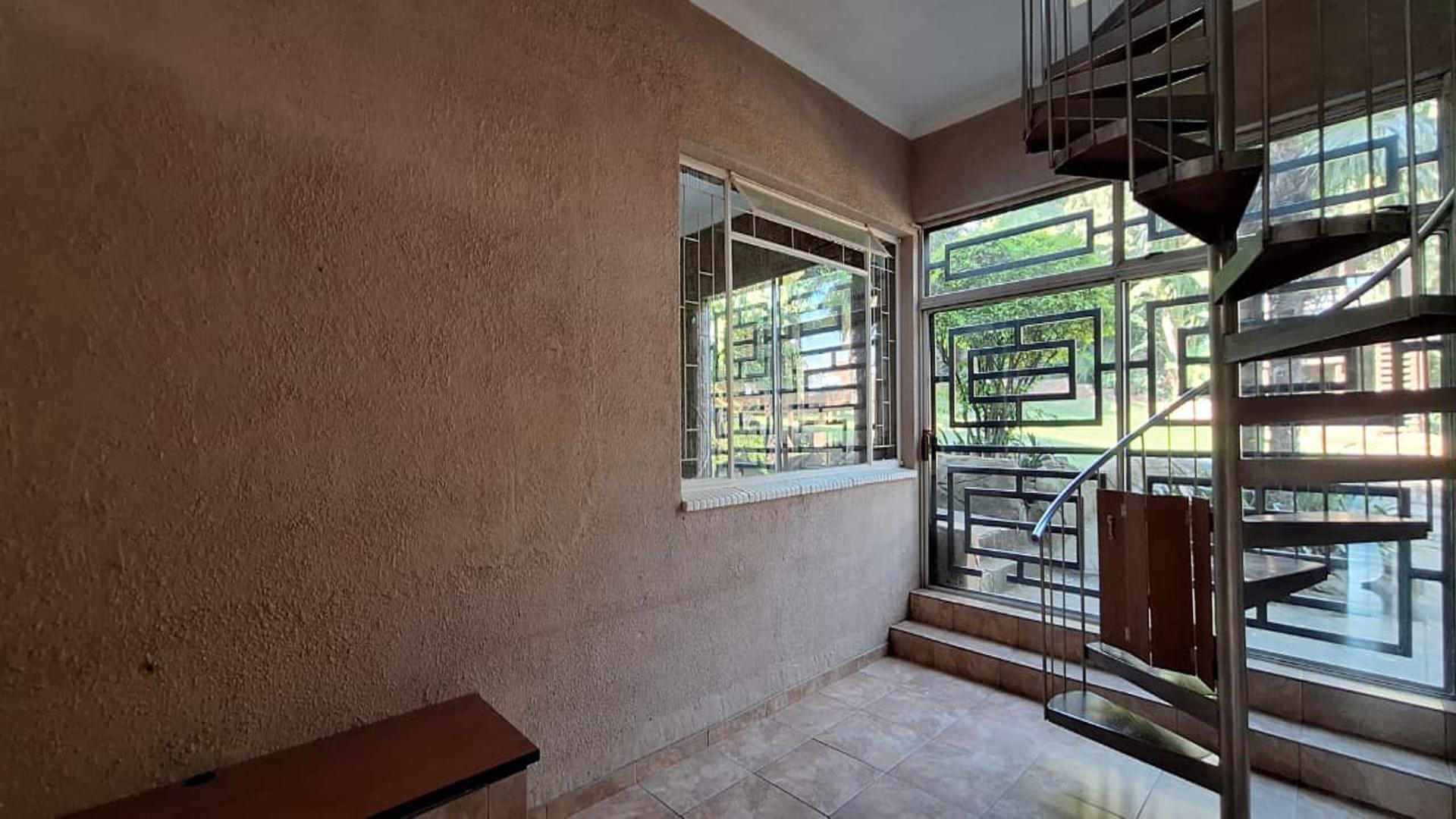 Spaces - 11 square meters of property in Wilropark