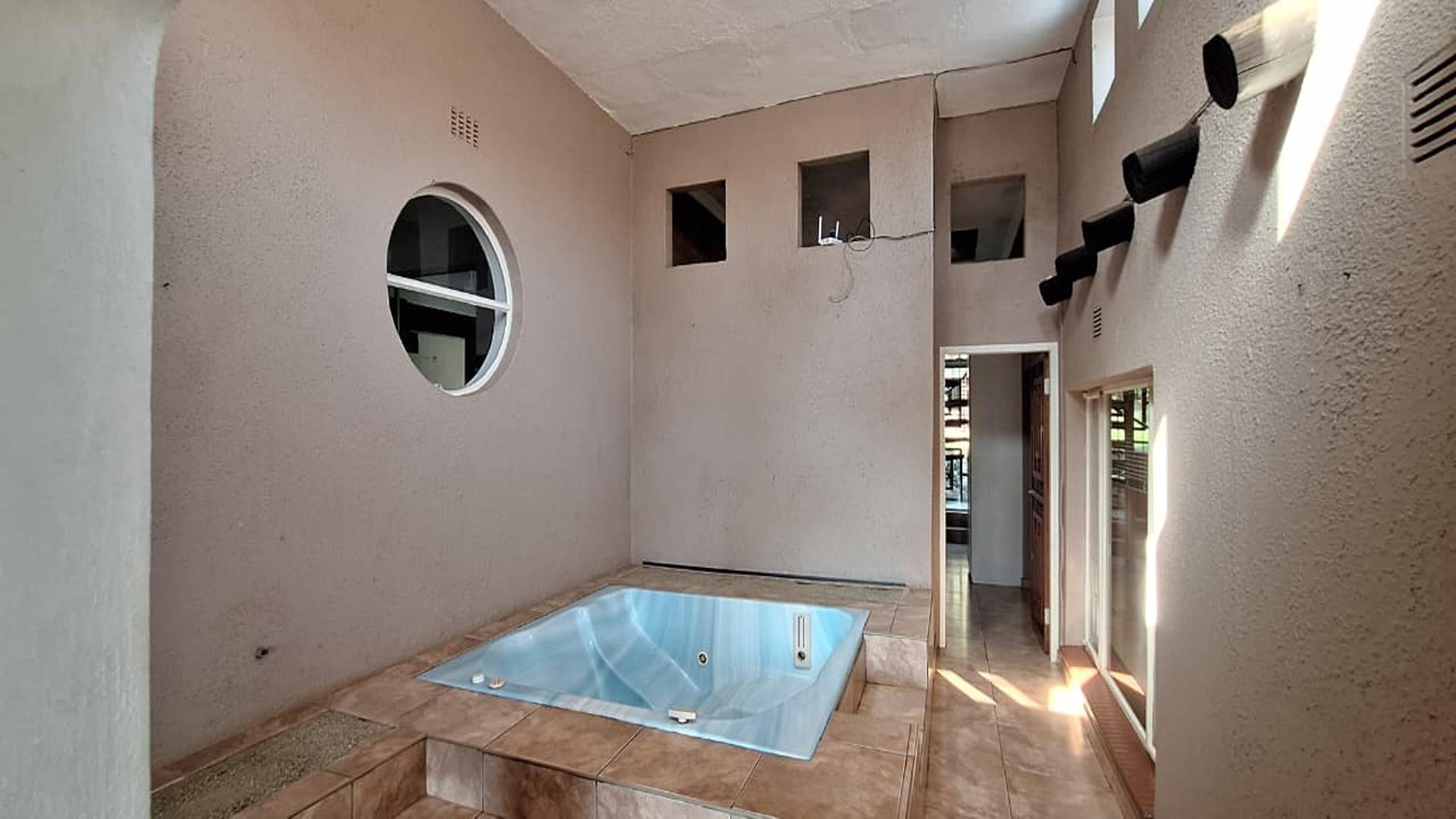 Entertainment - 51 square meters of property in Wilropark