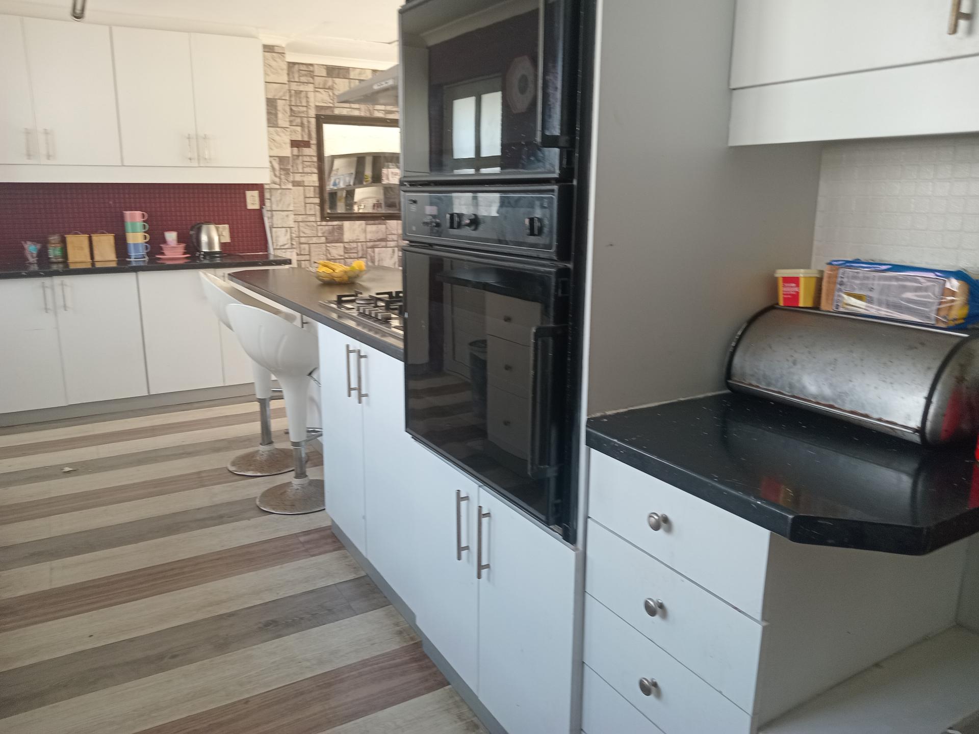  of property in Strandfontein