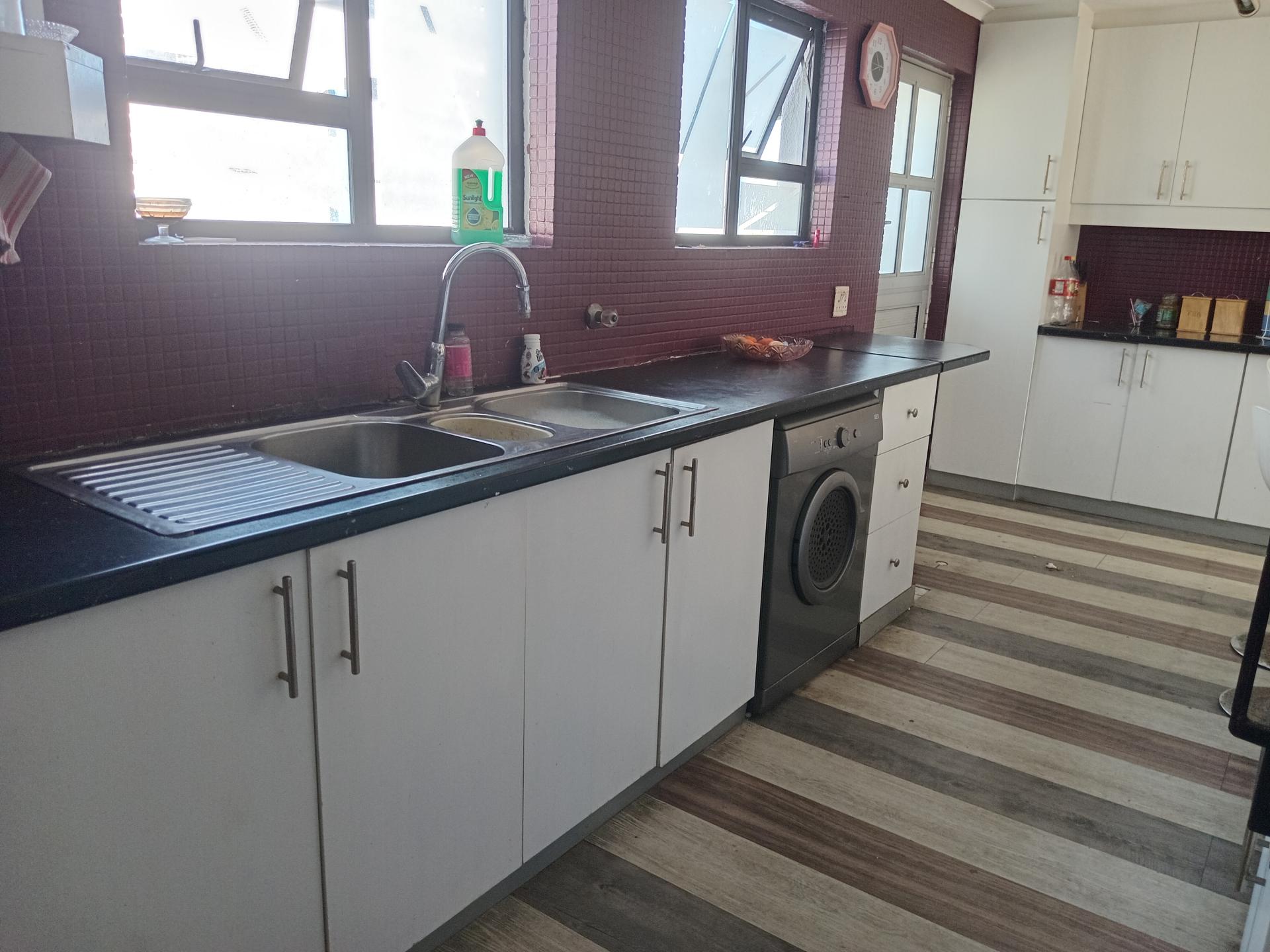  of property in Strandfontein