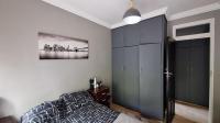 Bed Room 1 - 13 square meters of property in Helderkruin