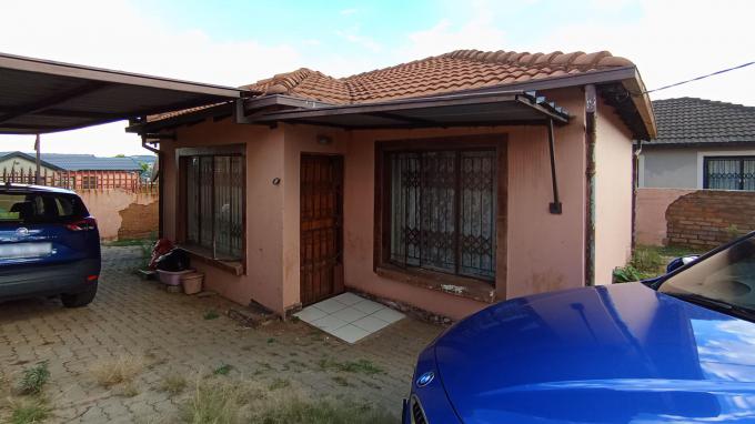 3 Bedroom Freehold Residence for Sale For Sale in Lotus Gardens - Private Sale - MR707832