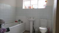 Bathroom 1 - 6 square meters of property in Newlands - JHB